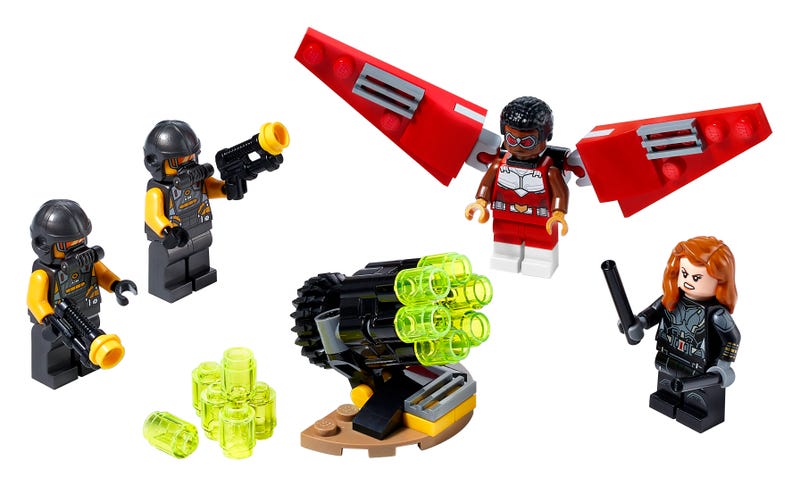 LEGO Falcon & Black Widow team up - 40418